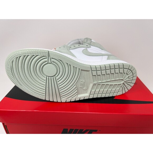 Nike Air Jordan 1 High OG WMNS Seafoam Shoes CD0461-002 Women's Size 5.5 - Picture 7 of 8